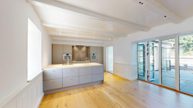 hus i Charlottenlund
