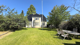lejlighed i Charlottenlund